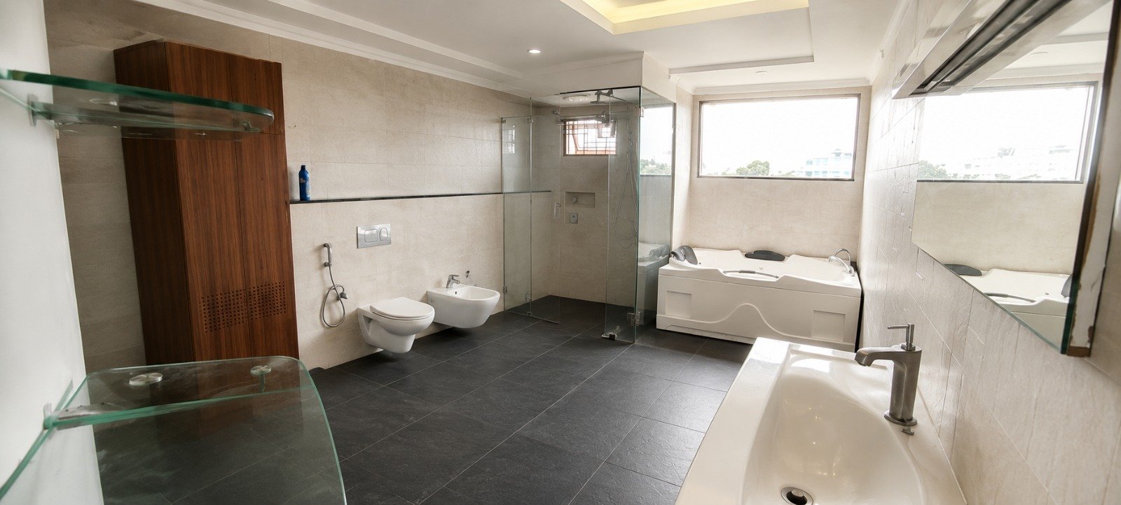 Coastal Solara luxury bathroom